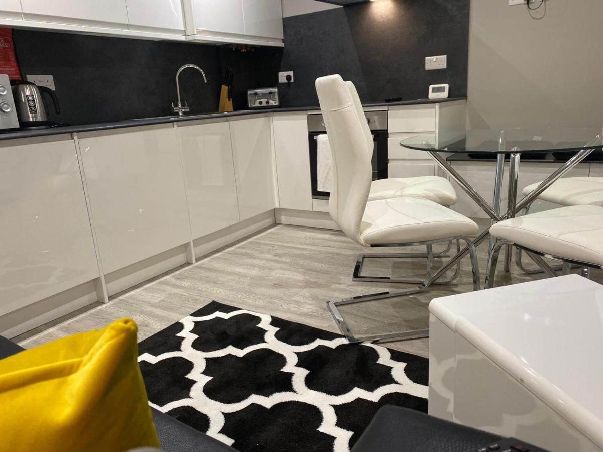 ווטפורד Amazing Central High Street Self Contained Apartments By Syl מראה חיצוני תמונה